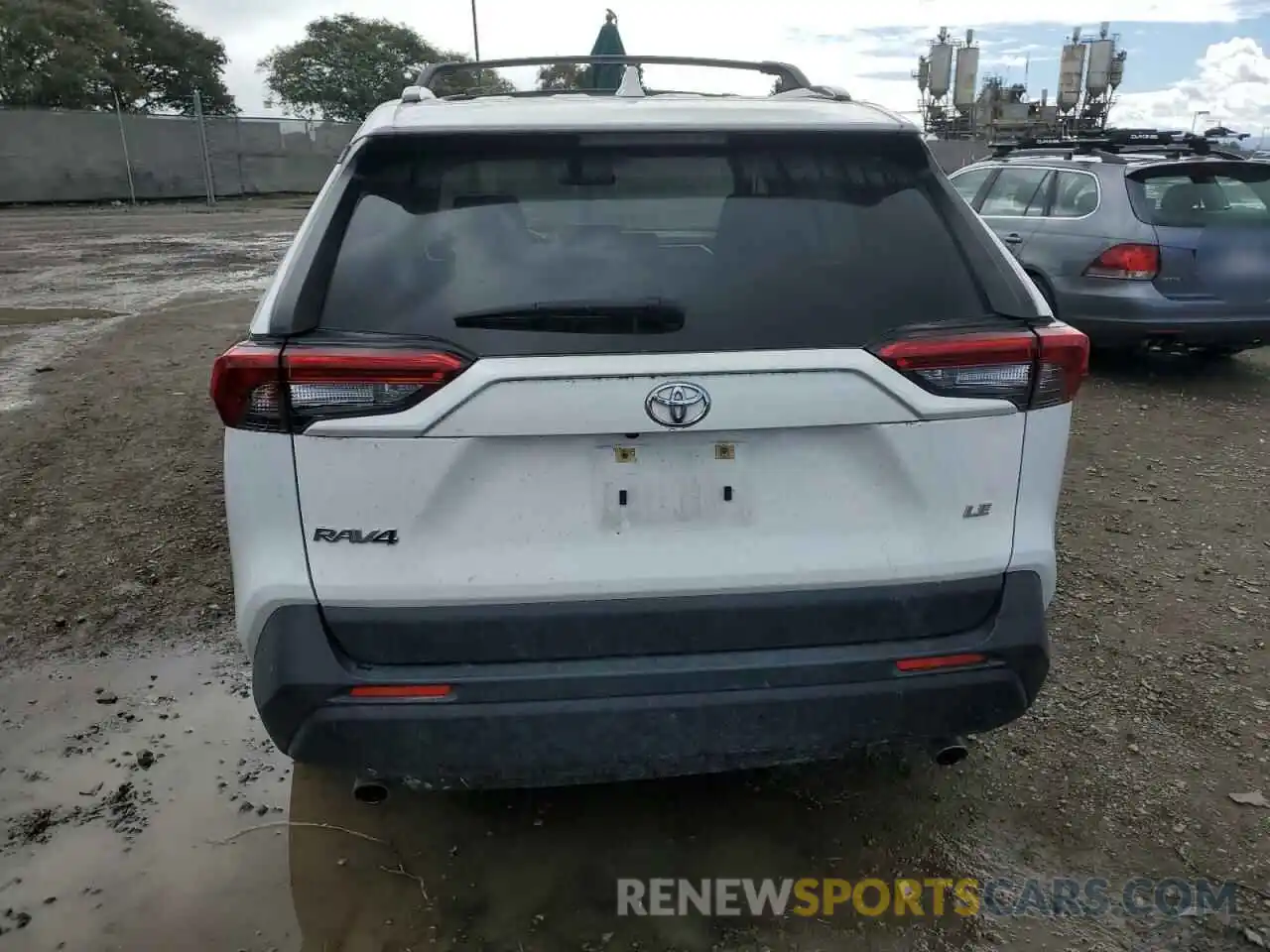 6 Photograph of a damaged car JTMK1RFV2LD060467 TOYOTA RAV4 2020