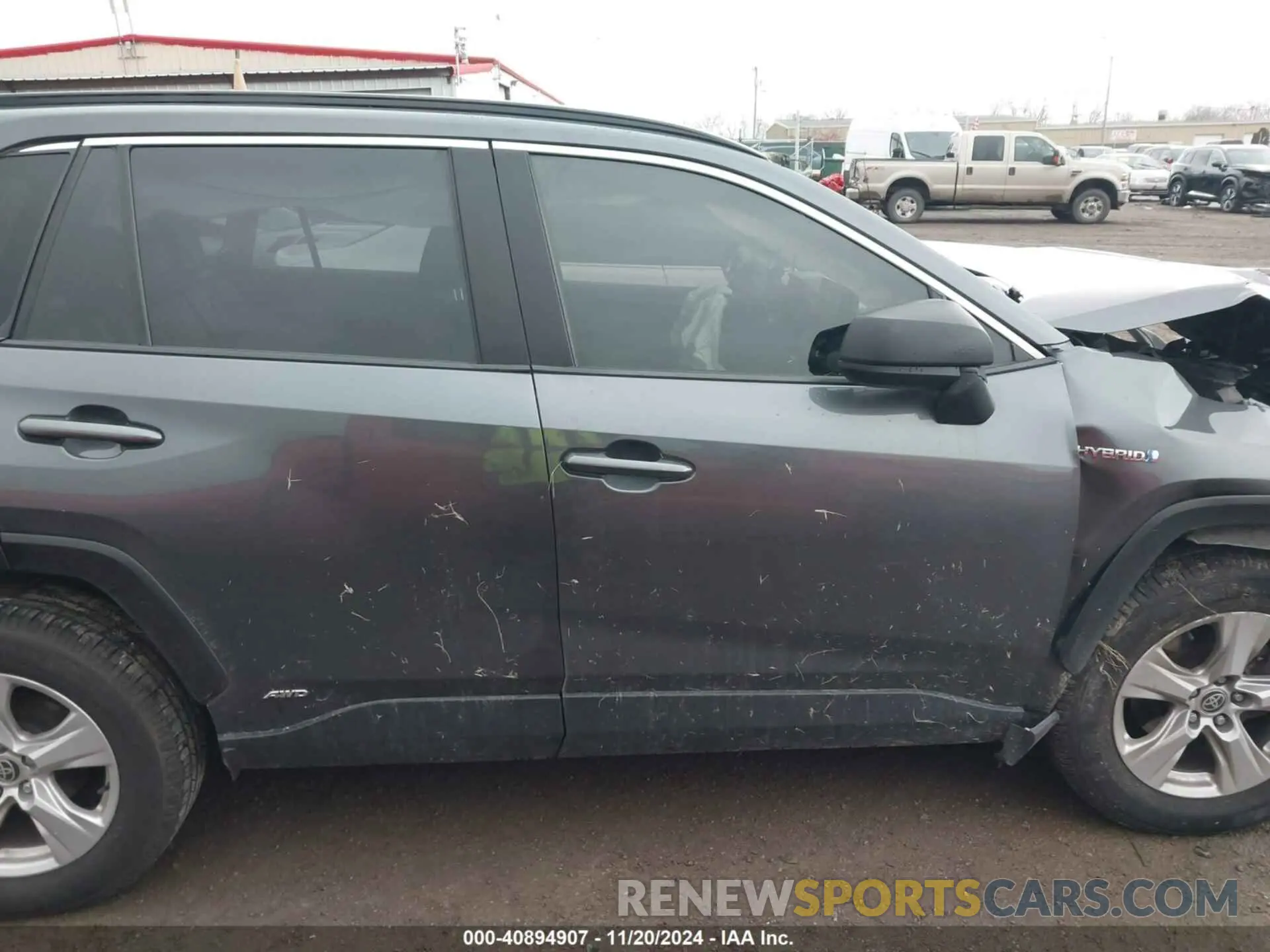 13 Photograph of a damaged car JTMLWRFV5LD060565 TOYOTA RAV4 2020