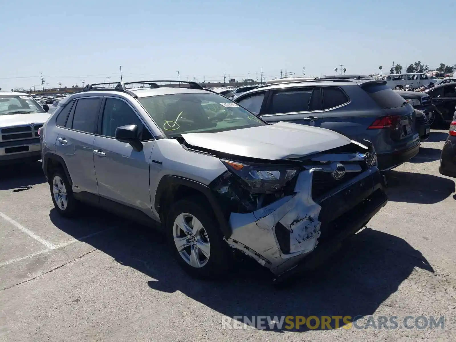 1 Photograph of a damaged car JTMLWRFV8LD055991 TOYOTA RAV4 2020