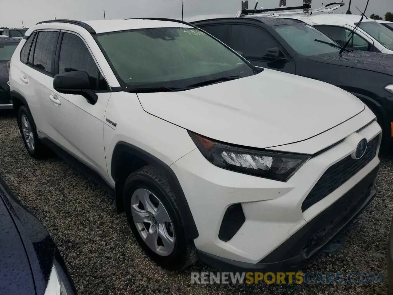 4 Photograph of a damaged car JTMLWRFV8LD068398 TOYOTA RAV4 2020