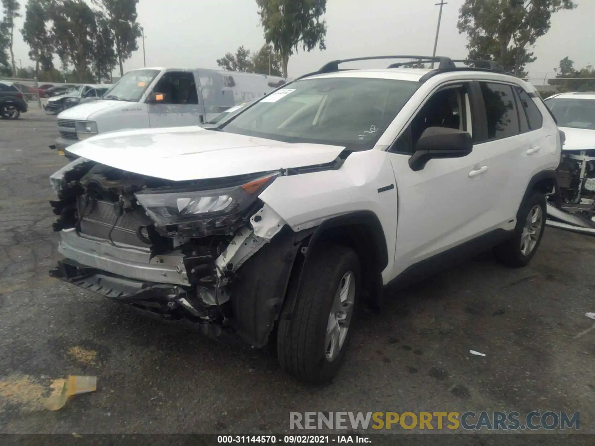 2 Photograph of a damaged car JTMLWRFV8LD533729 TOYOTA RAV4 2020