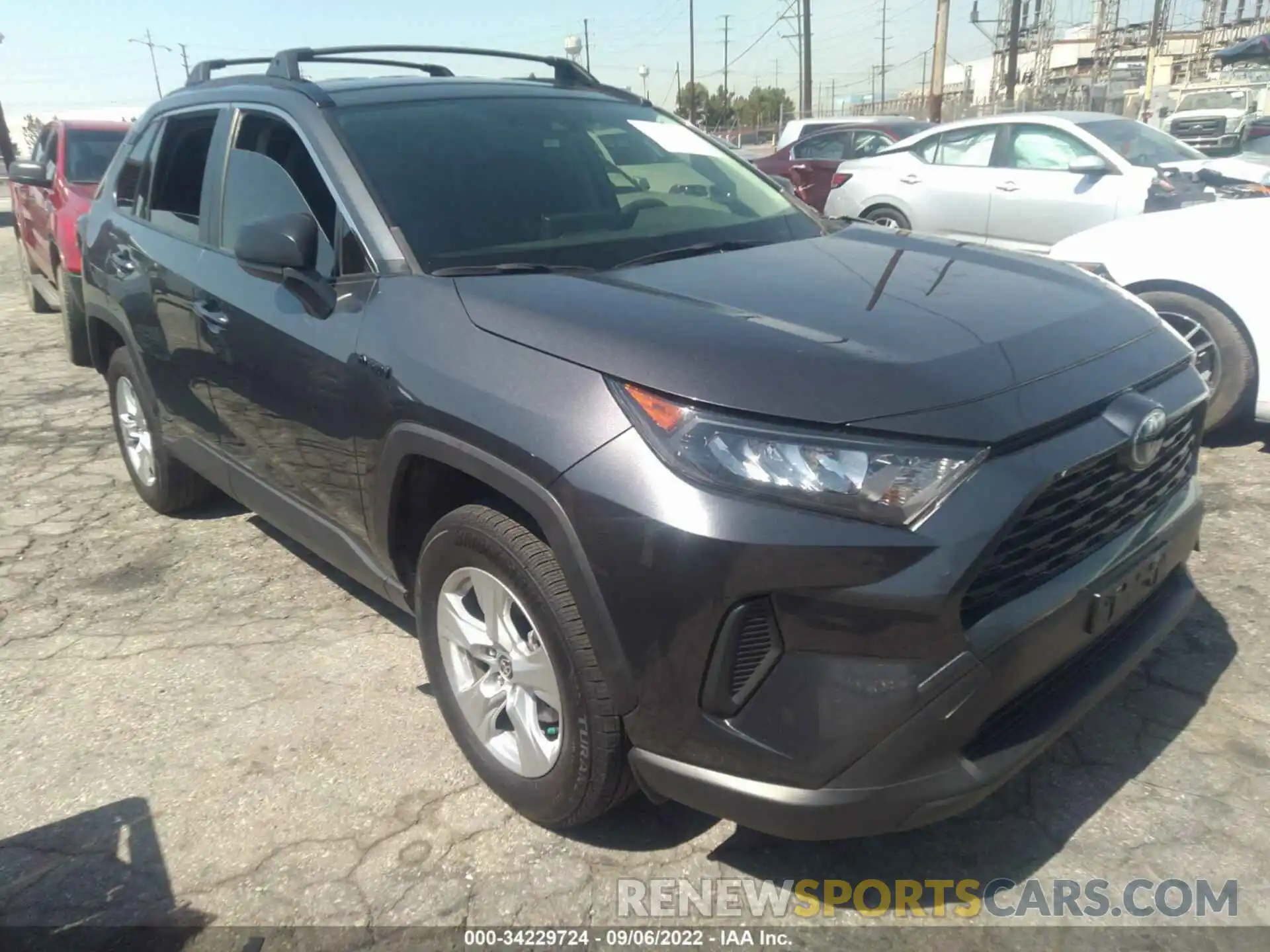 1 Photograph of a damaged car JTMLWRFV9LD069415 TOYOTA RAV4 2020