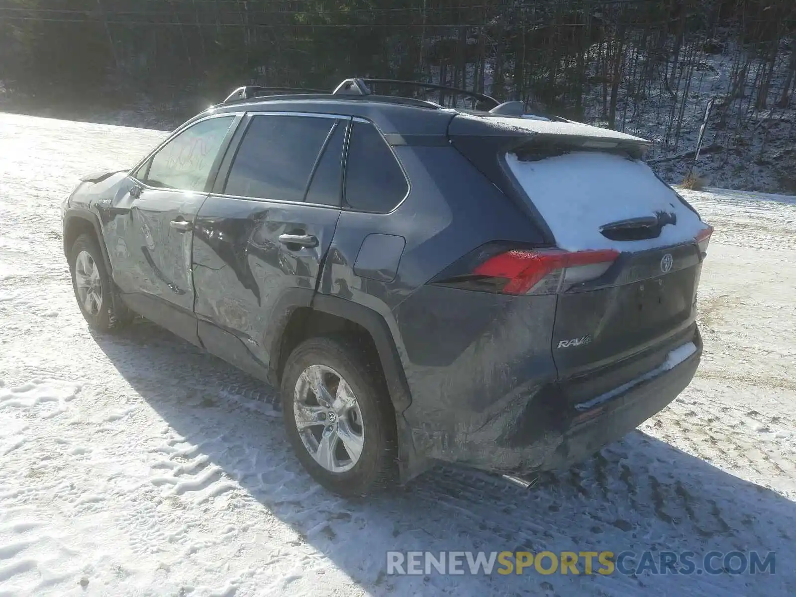 3 Photograph of a damaged car JTMLWRFVXLD070346 TOYOTA RAV4 2020