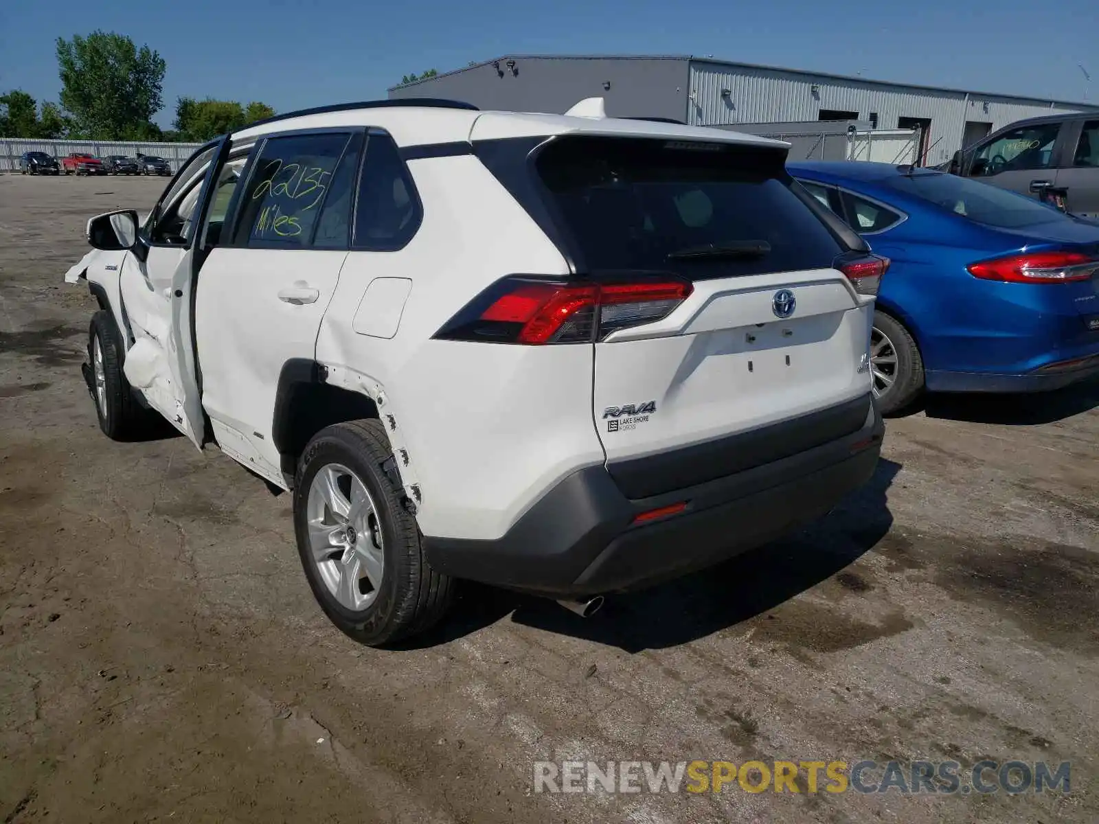 3 Photograph of a damaged car JTMM6RFV0LD002867 TOYOTA RAV4 2020