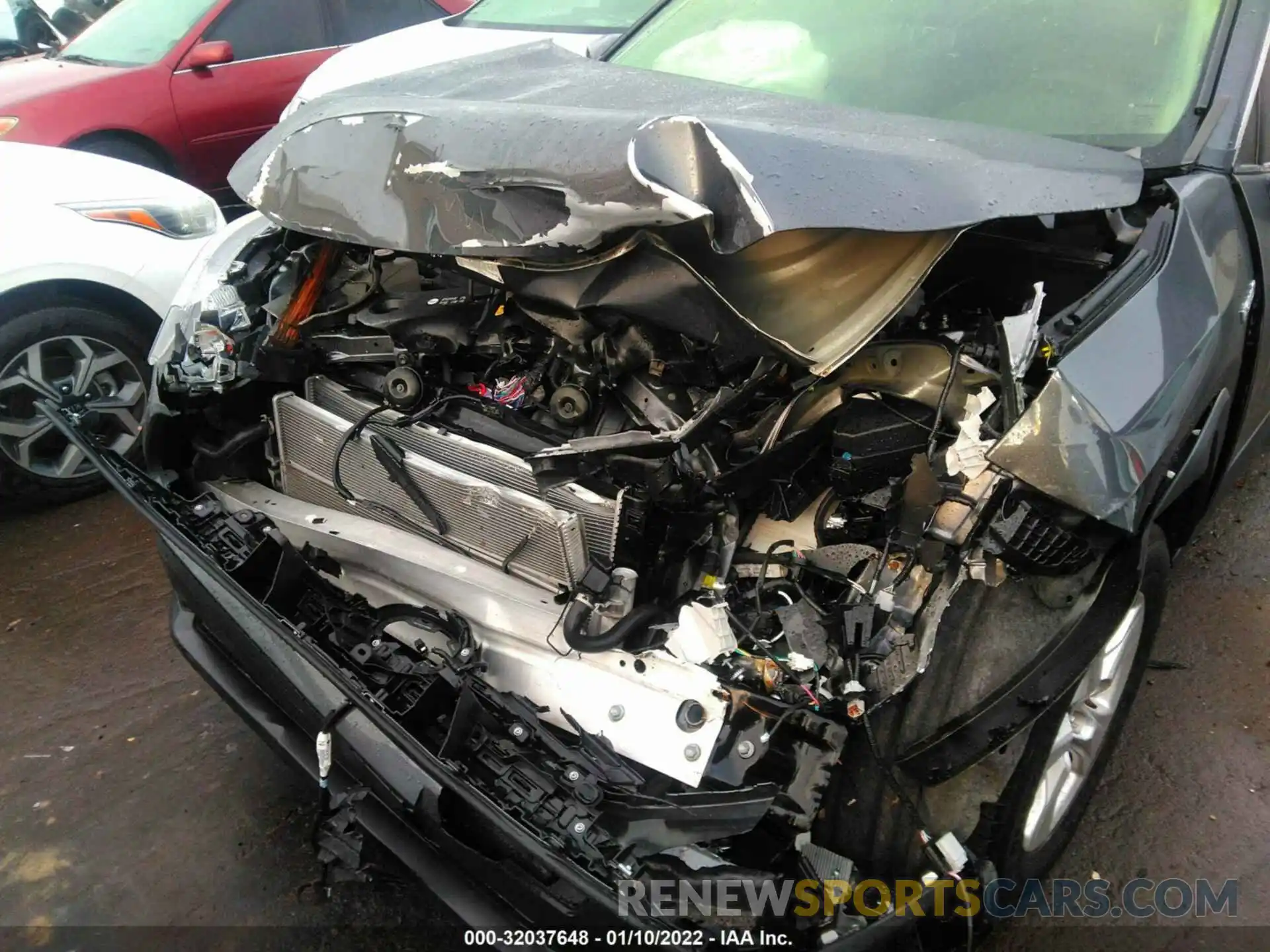 6 Photograph of a damaged car JTMM6RFV0LD004506 TOYOTA RAV4 2020