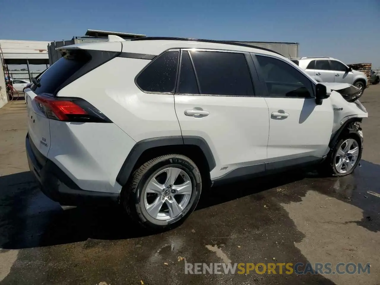 3 Photograph of a damaged car JTMM6RFV2LD005673 TOYOTA RAV4 2020