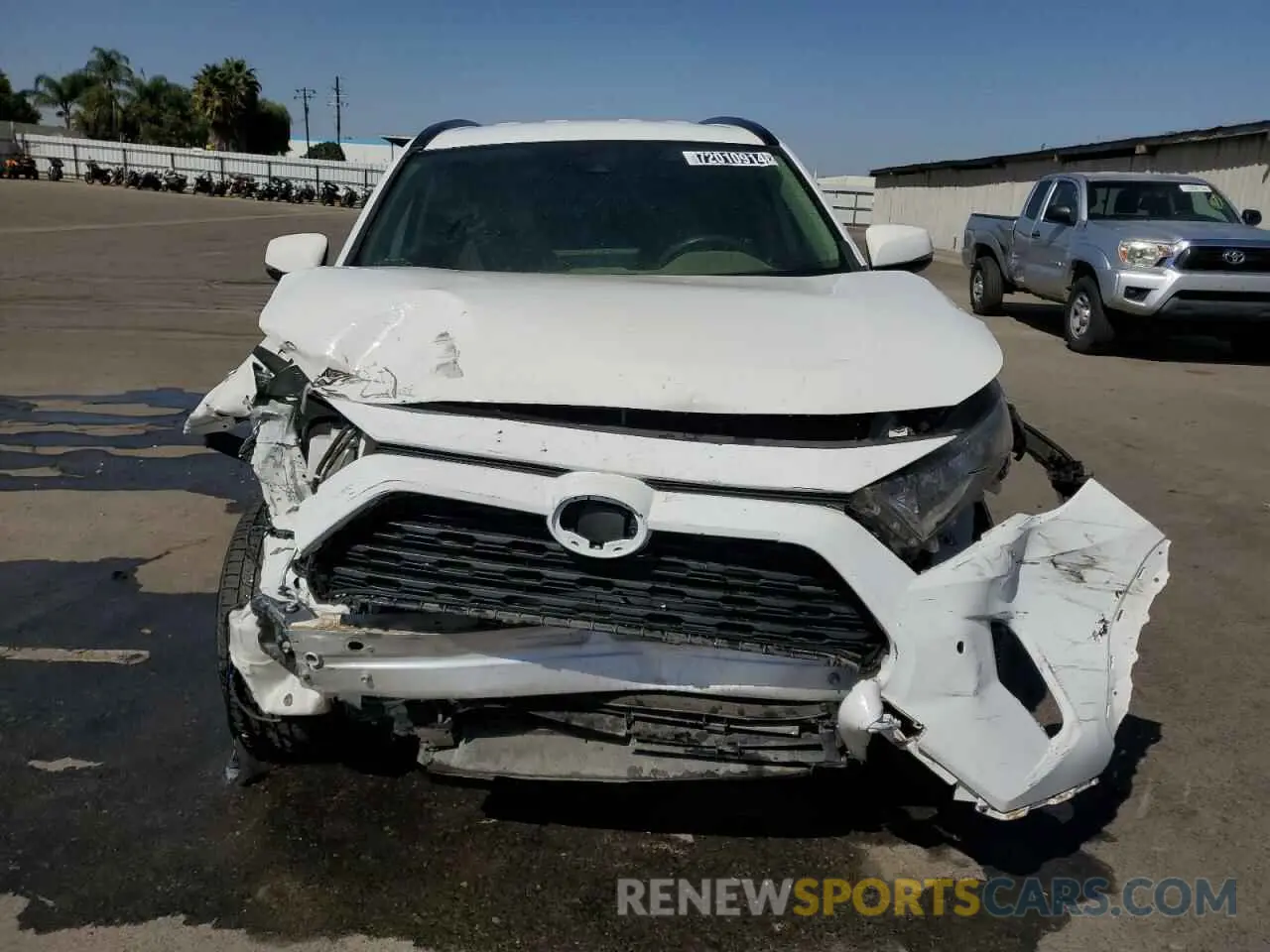5 Photograph of a damaged car JTMM6RFV2LD005673 TOYOTA RAV4 2020