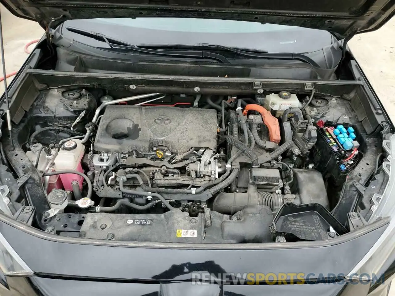 12 Photograph of a damaged car JTMM6RFV3LD003804 TOYOTA RAV4 2020