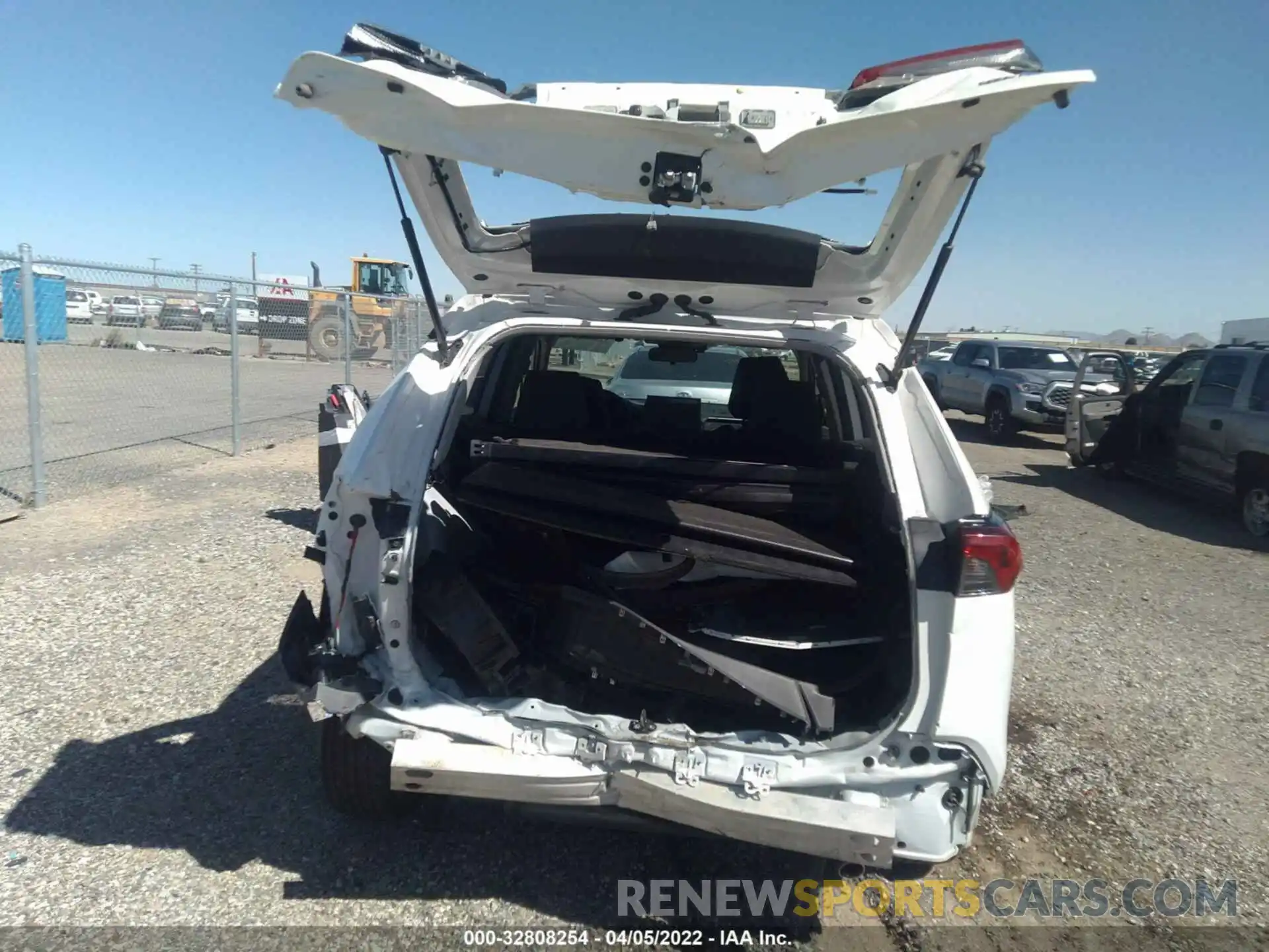 6 Photograph of a damaged car JTMM6RFV7LD003157 TOYOTA RAV4 2020