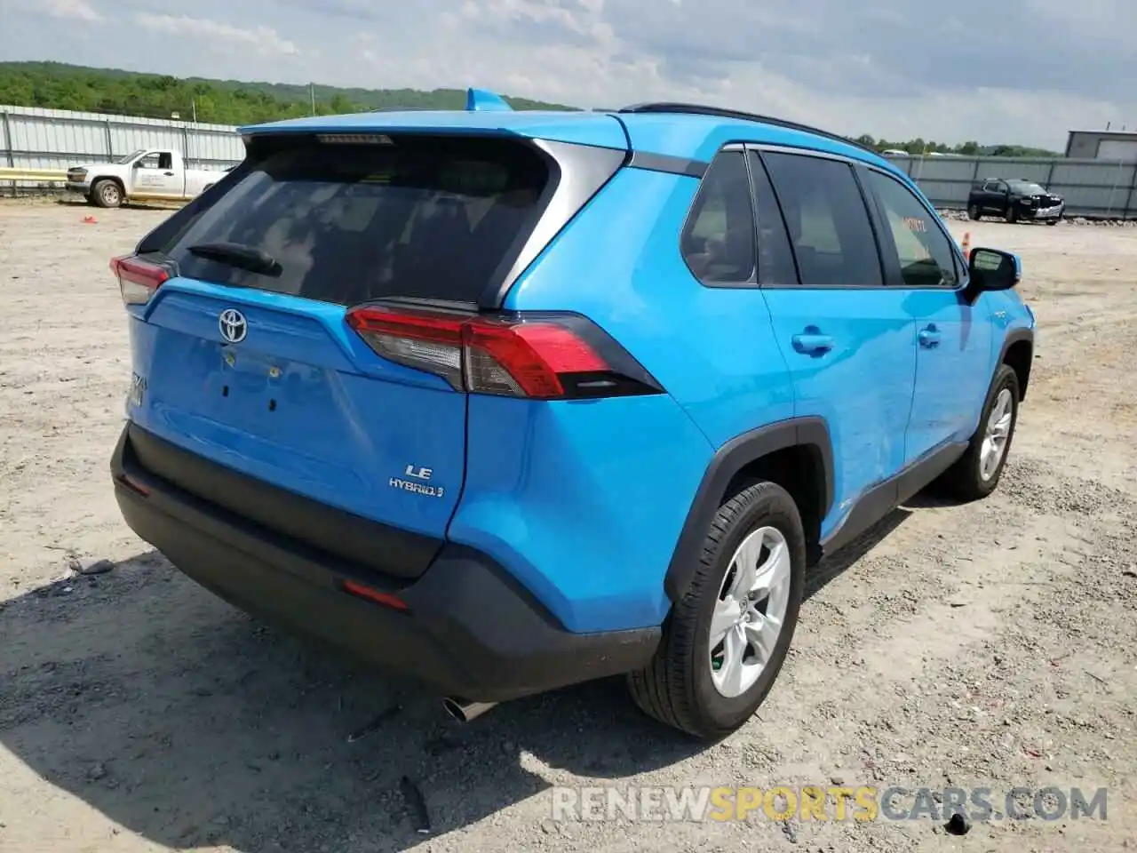 4 Photograph of a damaged car JTMMWRFV0LD068772 TOYOTA RAV4 2020