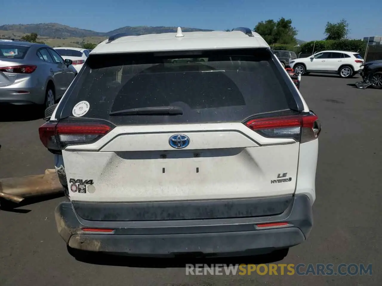 6 Photograph of a damaged car JTMMWRFV0LD548486 TOYOTA RAV4 2020