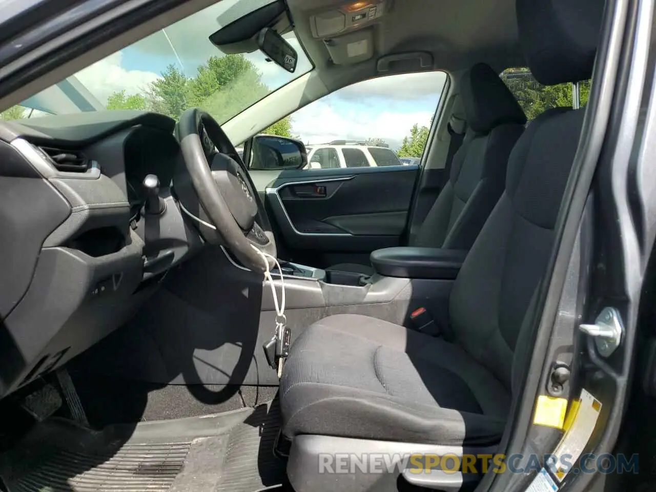 7 Photograph of a damaged car JTMMWRFV1LD070188 TOYOTA RAV4 2020