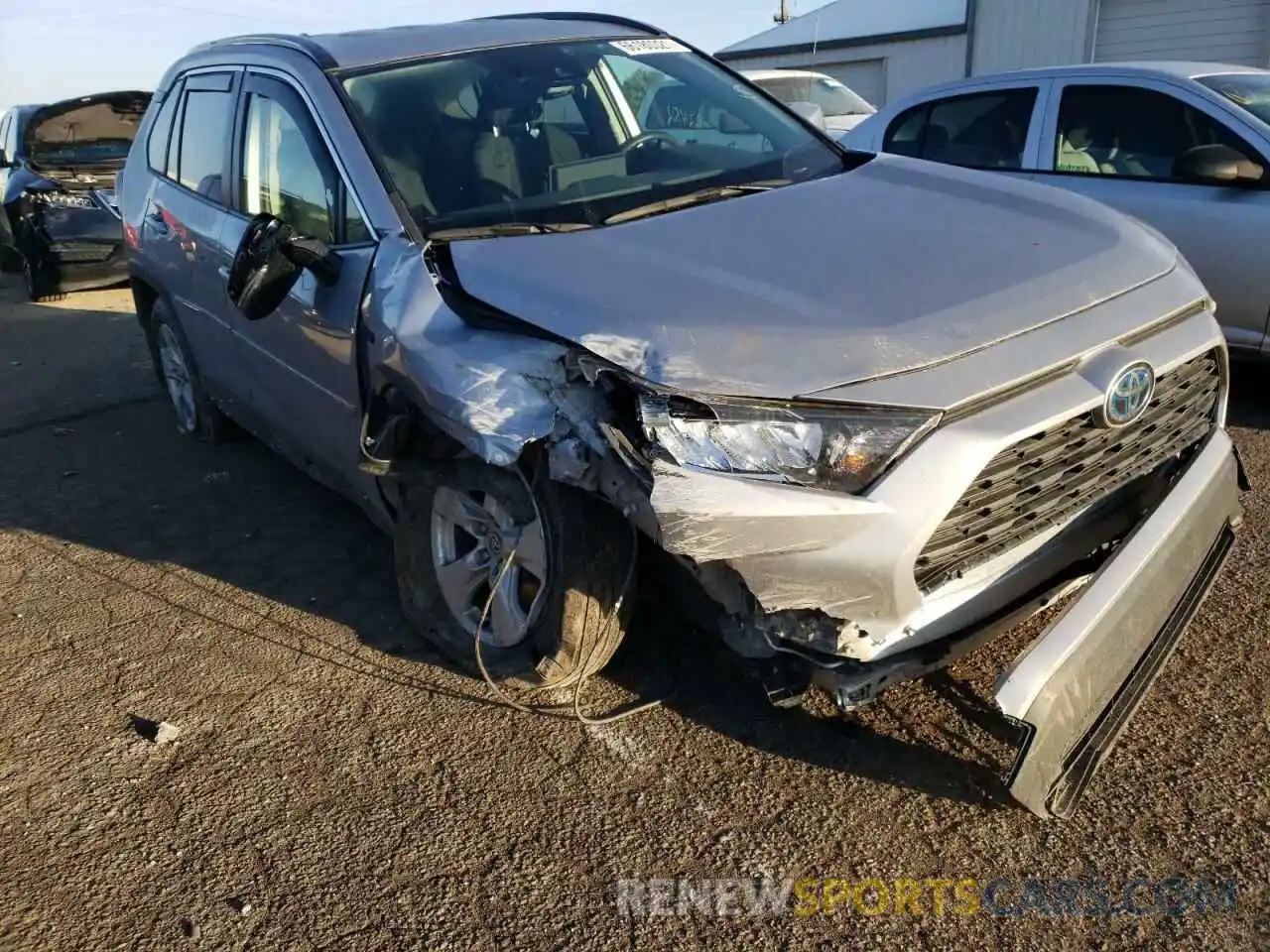 1 Photograph of a damaged car JTMMWRFV4LD059069 TOYOTA RAV4 2020