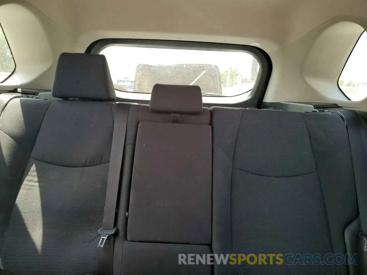 10 Photograph of a damaged car JTMMWRFV5LD045729 TOYOTA RAV4 2020