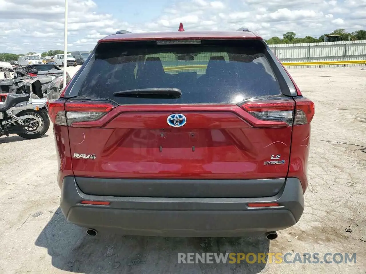 6 Photograph of a damaged car JTMMWRFV5LD045729 TOYOTA RAV4 2020
