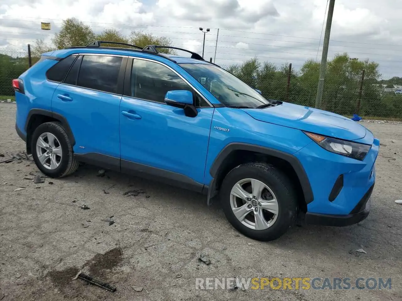 4 Photograph of a damaged car JTMMWRFV6LD054648 TOYOTA RAV4 2020