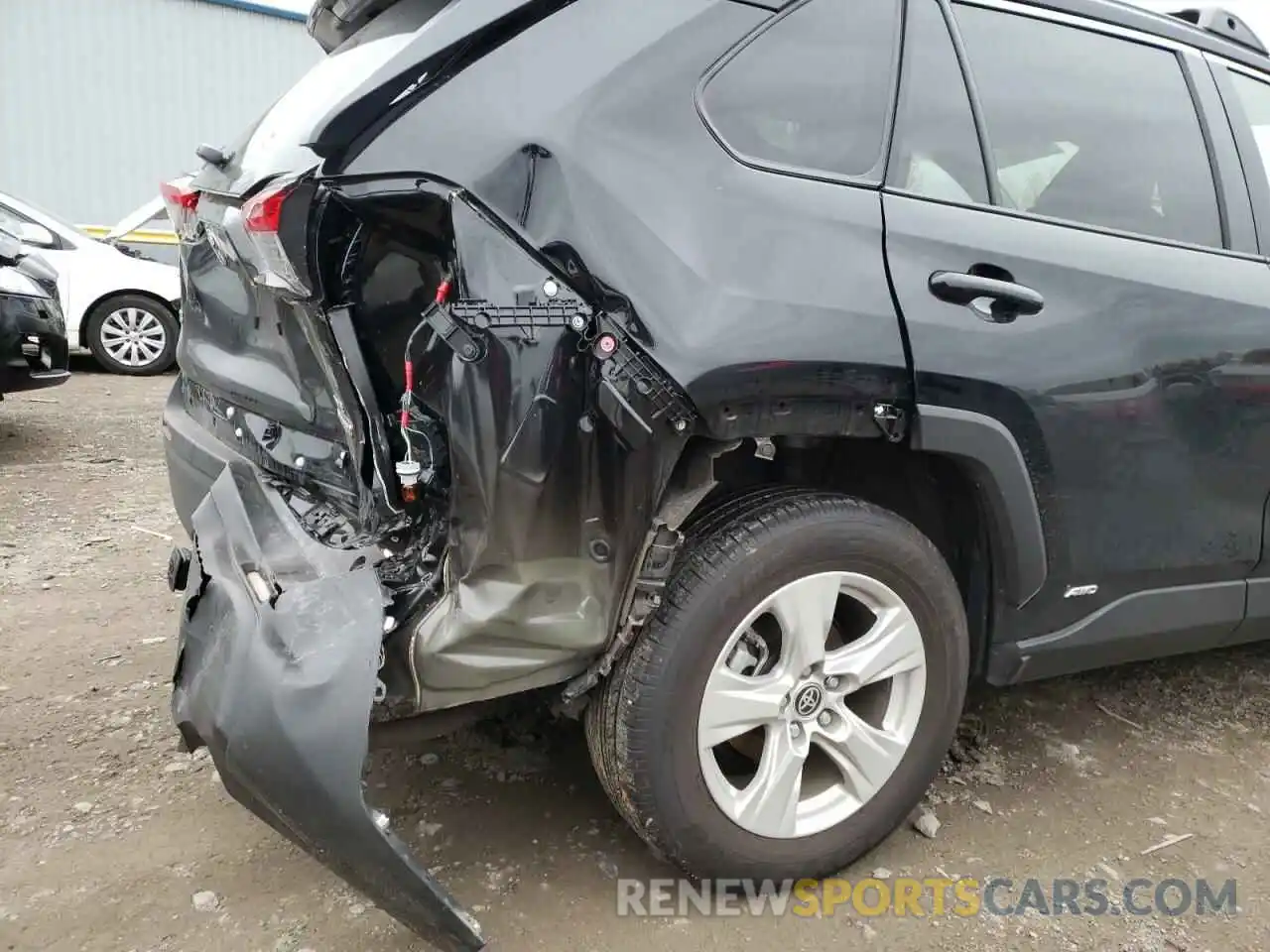 9 Photograph of a damaged car JTMMWRFVXLD065085 TOYOTA RAV4 2020