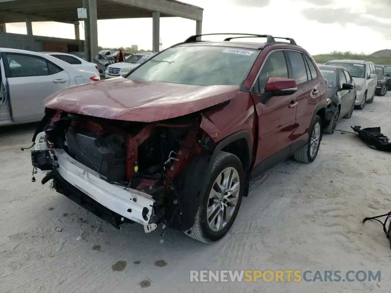 1 Photograph of a damaged car JTMN1RFV1LD061607 TOYOTA RAV4 2020