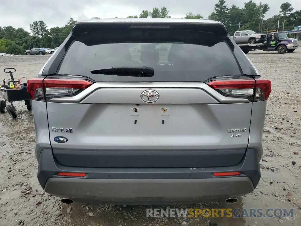 6 Photograph of a damaged car JTMN1RFV1LD062272 TOYOTA RAV4 2020