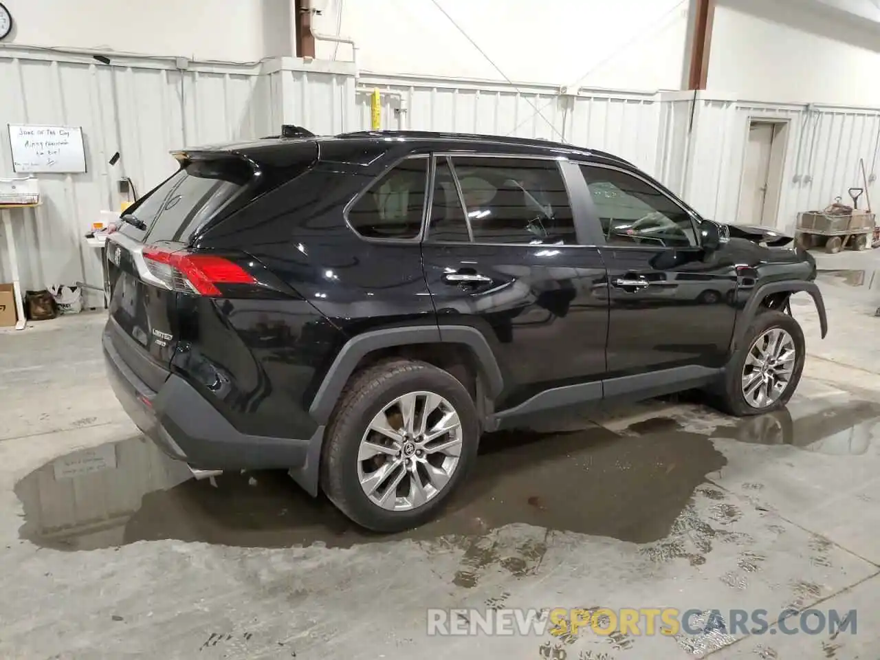 3 Photograph of a damaged car JTMN1RFV1LJ037244 TOYOTA RAV4 2020