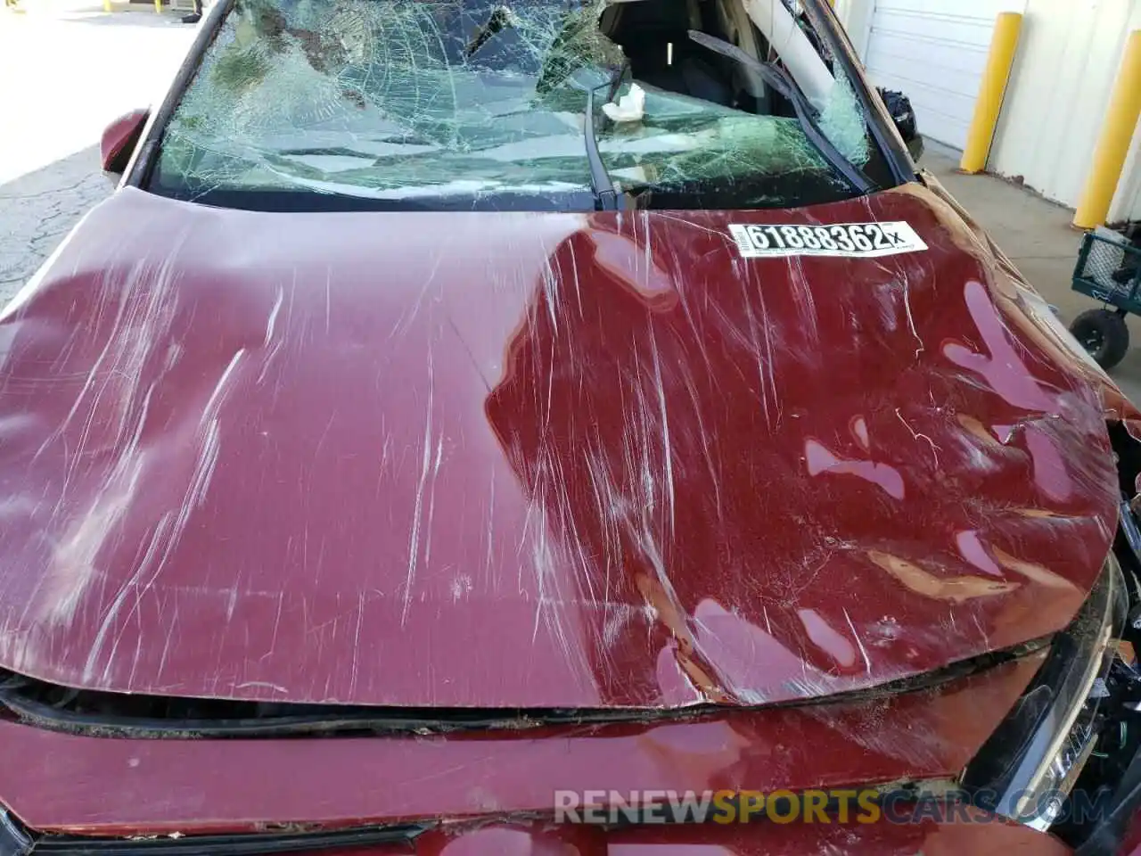 7 Photograph of a damaged car JTMN1RFV6LD064714 TOYOTA RAV4 2020