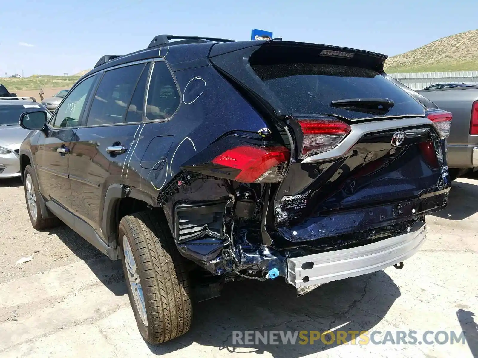 3 Photograph of a damaged car JTMN1RFV6LD526382 TOYOTA RAV4 2020