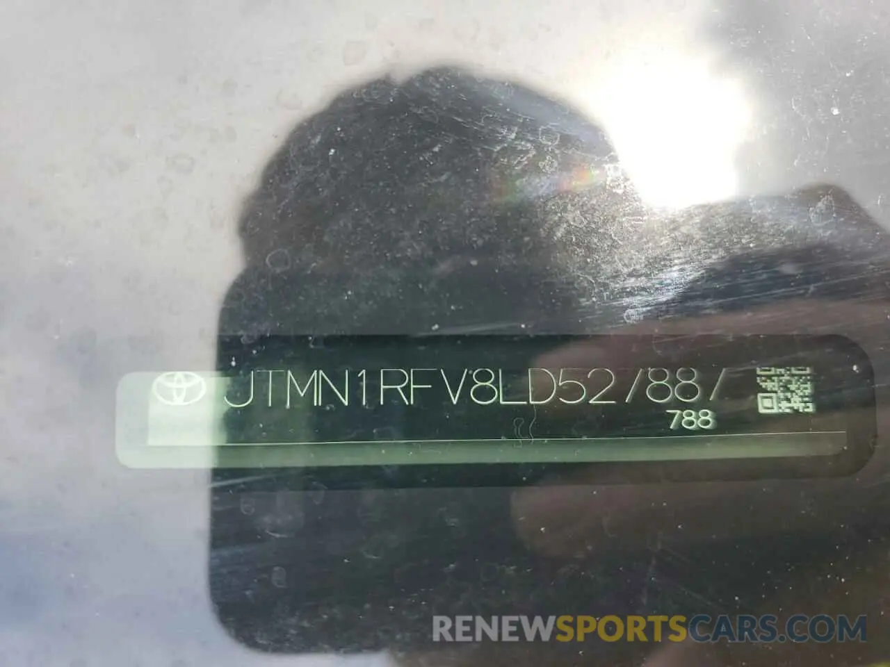 13 Photograph of a damaged car JTMN1RFV8LD527887 TOYOTA RAV4 2020