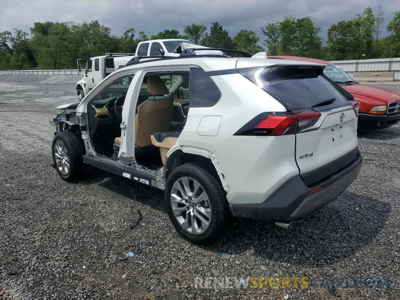 2 Photograph of a damaged car JTMN1RFV8LD527887 TOYOTA RAV4 2020
