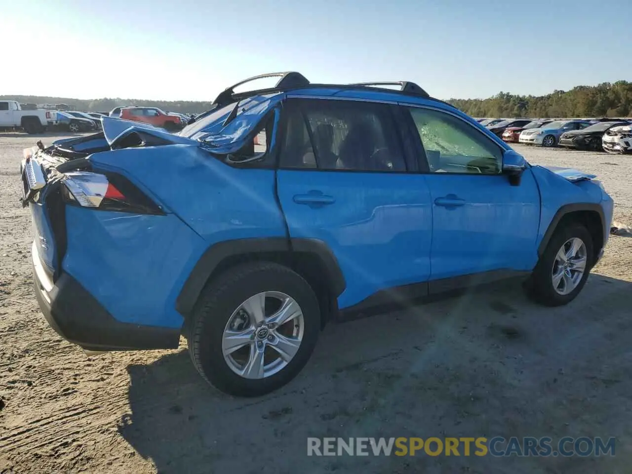 3 Photograph of a damaged car JTMP1RFV0LJ028608 TOYOTA RAV4 2020