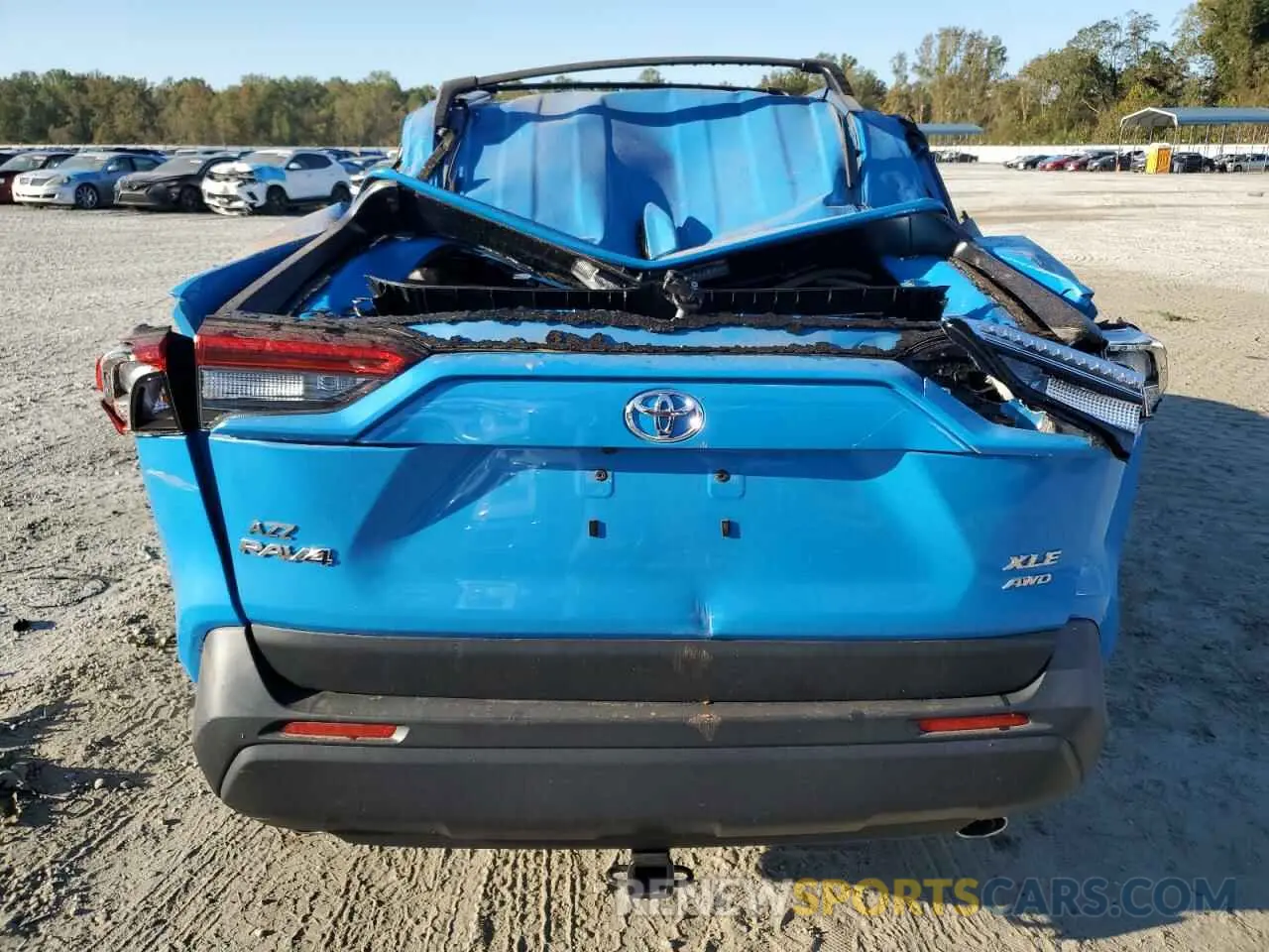 6 Photograph of a damaged car JTMP1RFV0LJ028608 TOYOTA RAV4 2020