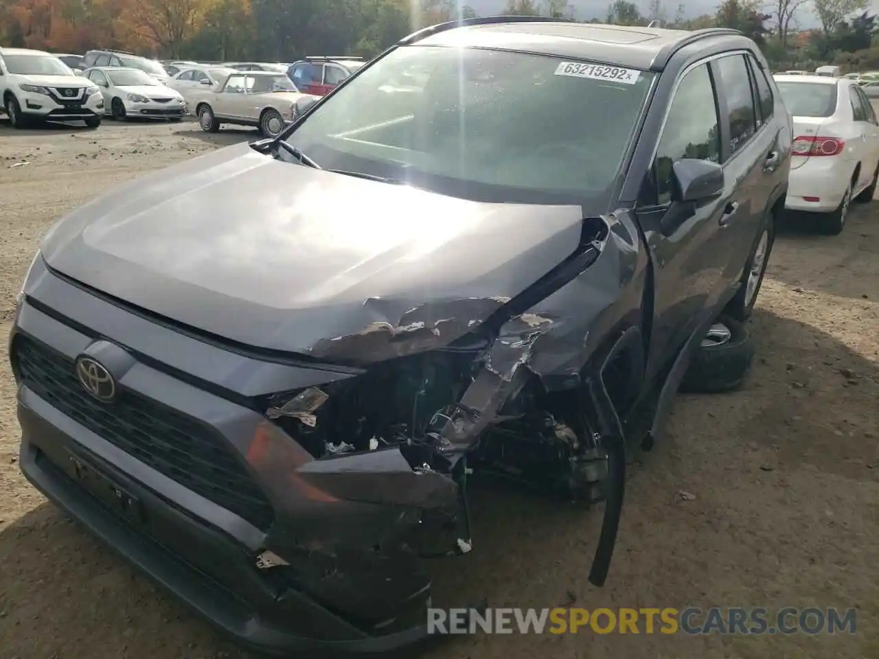 2 Photograph of a damaged car JTMP1RFV1LJ025717 TOYOTA RAV4 2020