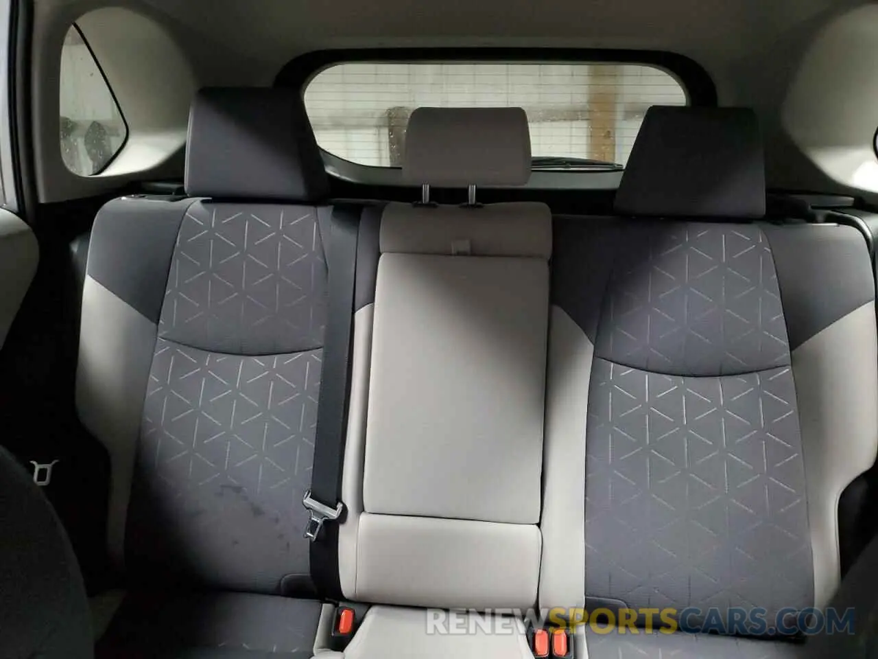 10 Photograph of a damaged car JTMP1RFV2LD056862 TOYOTA RAV4 2020