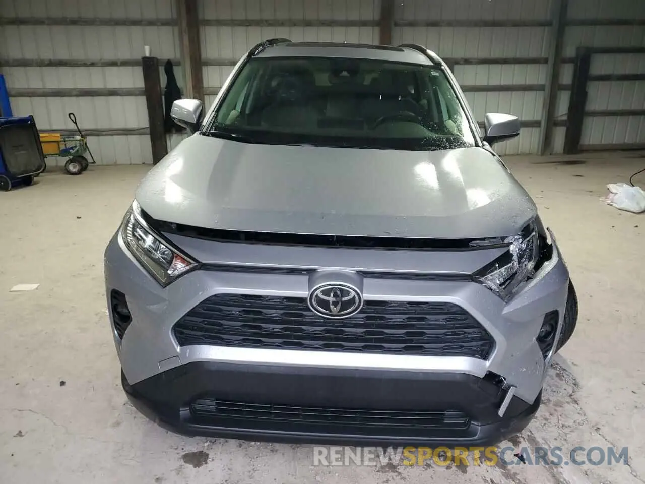 5 Photograph of a damaged car JTMP1RFV2LD056862 TOYOTA RAV4 2020