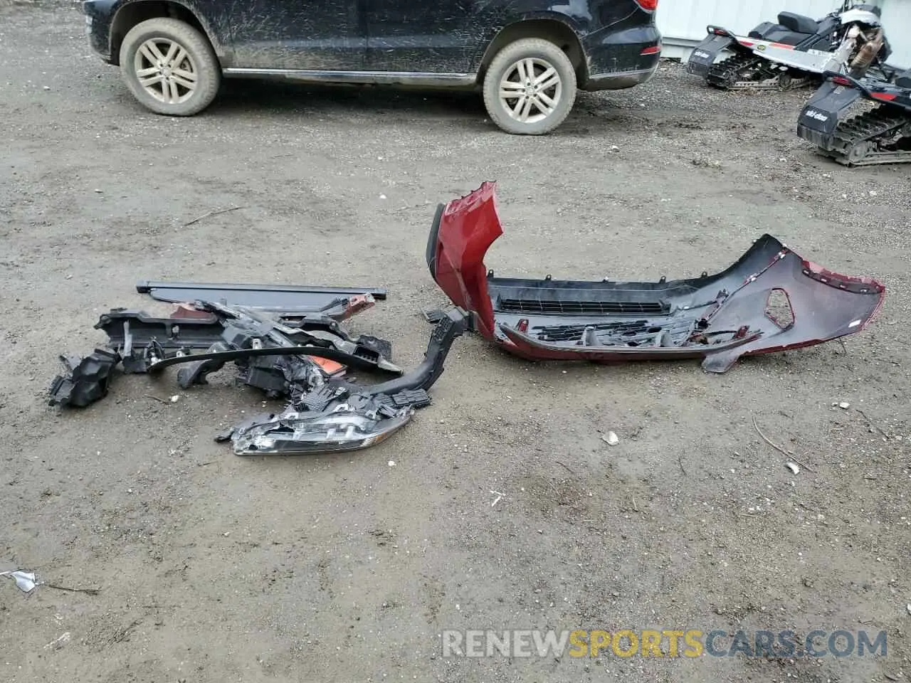 13 Photograph of a damaged car JTMP1RFV2LD061169 TOYOTA RAV4 2020