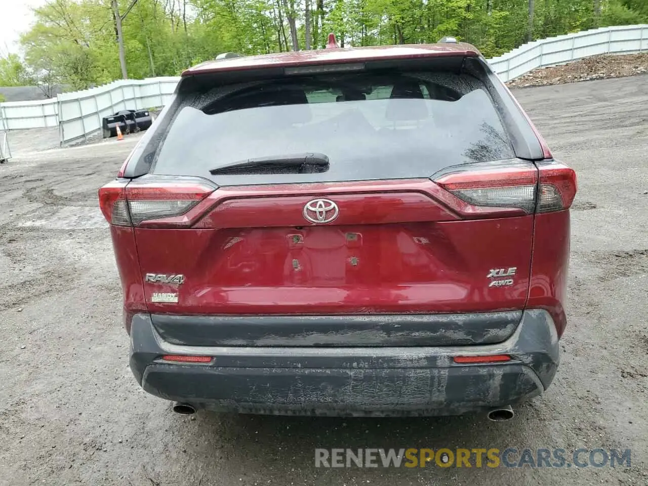 6 Photograph of a damaged car JTMP1RFV2LD061169 TOYOTA RAV4 2020