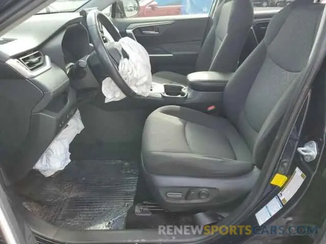 7 Photograph of a damaged car JTMP1RFV2LD524962 TOYOTA RAV4 2020
