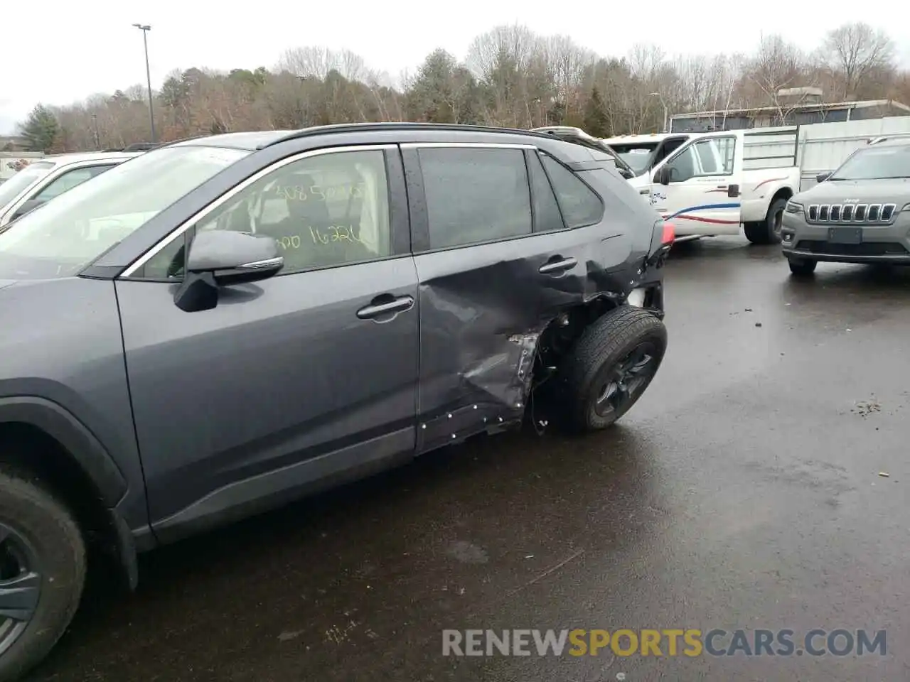 9 Photograph of a damaged car JTMP1RFV3LD058426 TOYOTA RAV4 2020