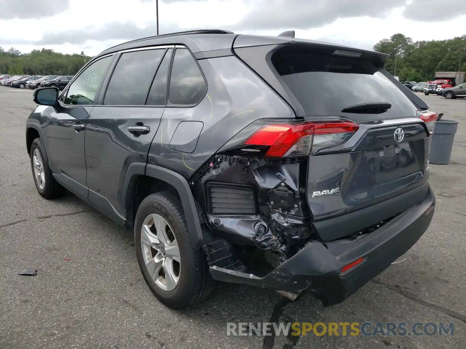 3 Photograph of a damaged car JTMP1RFV3LD526316 TOYOTA RAV4 2020