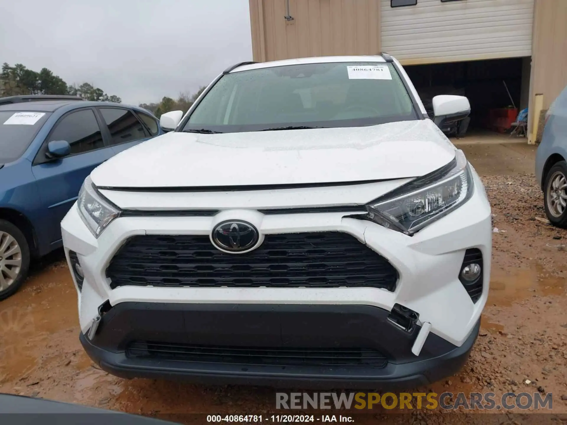12 Photograph of a damaged car JTMP1RFV3LD529958 TOYOTA RAV4 2020