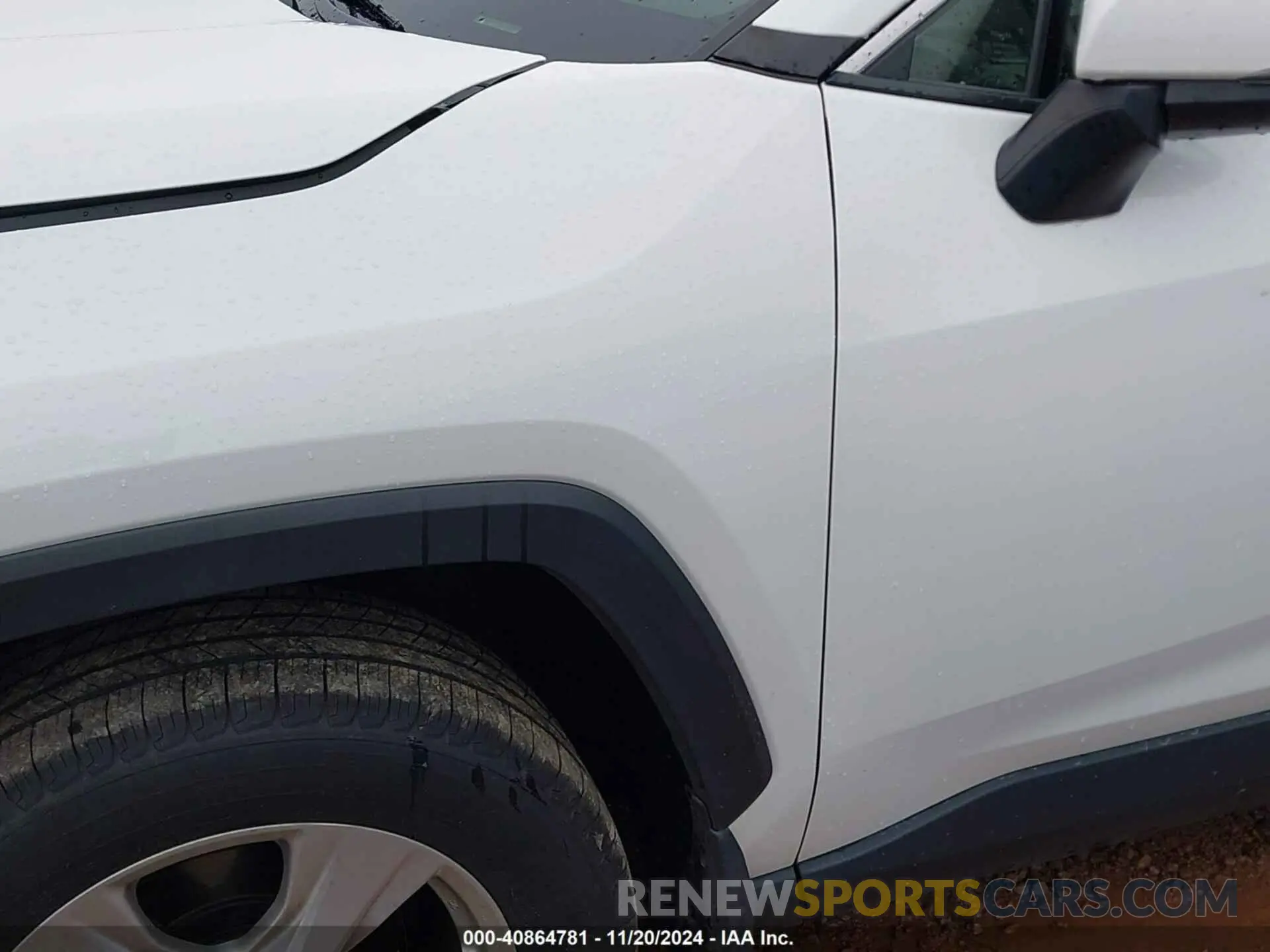19 Photograph of a damaged car JTMP1RFV3LD529958 TOYOTA RAV4 2020