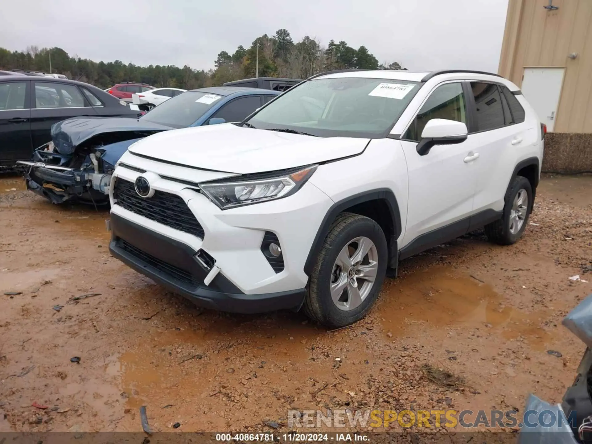 2 Photograph of a damaged car JTMP1RFV3LD529958 TOYOTA RAV4 2020