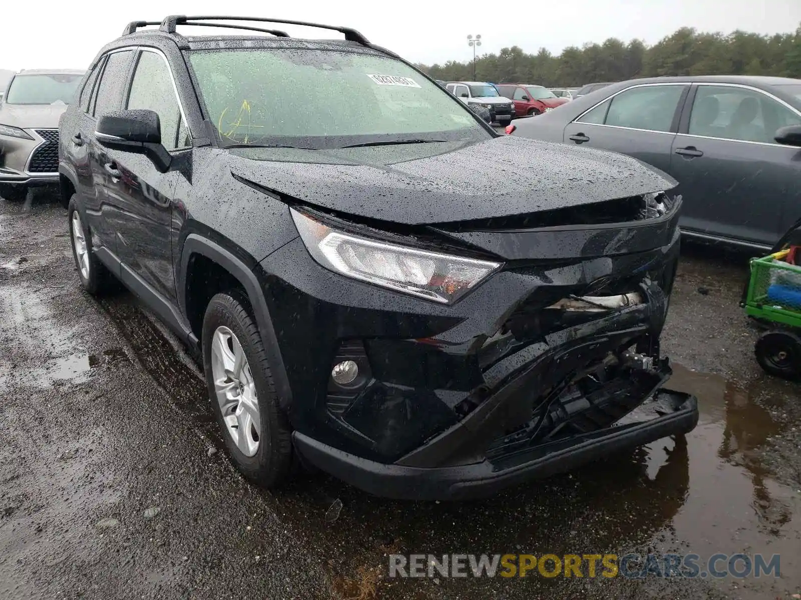 1 Photograph of a damaged car JTMP1RFV3LJ036623 TOYOTA RAV4 2020