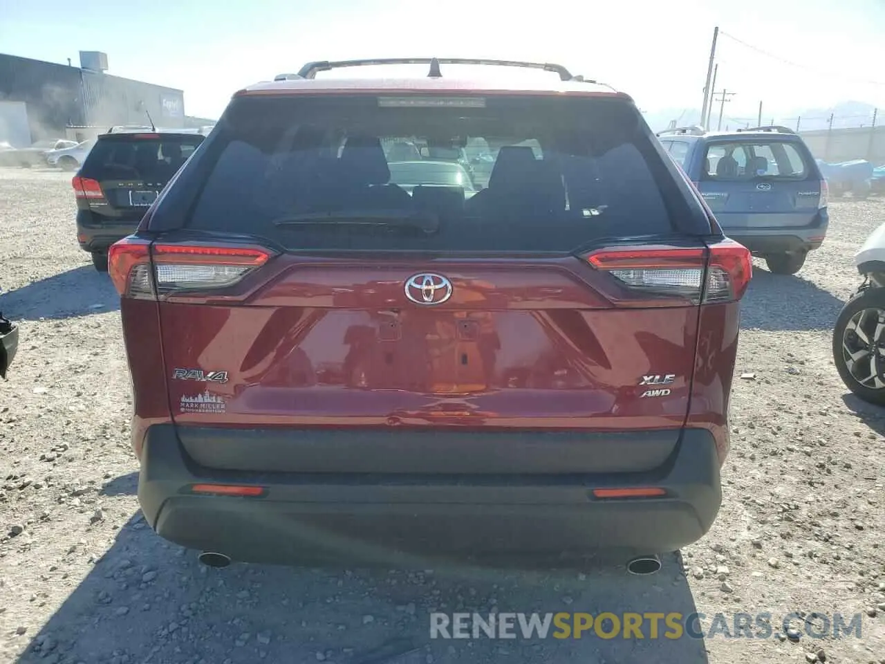 6 Photograph of a damaged car JTMP1RFV4LD056927 TOYOTA RAV4 2020