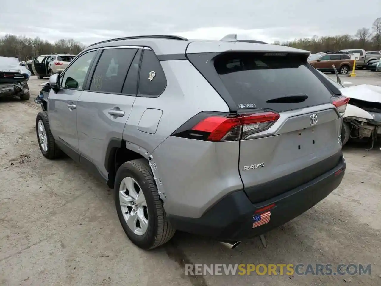 3 Photograph of a damaged car JTMP1RFV4LD058872 TOYOTA RAV4 2020