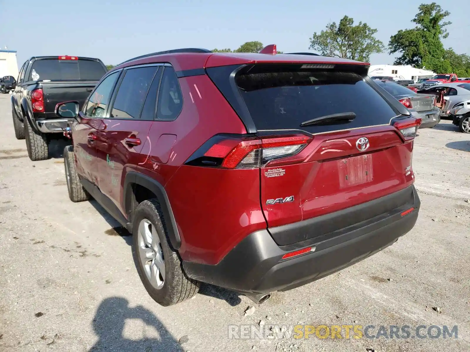 3 Photograph of a damaged car JTMP1RFV4LD528270 TOYOTA RAV4 2020