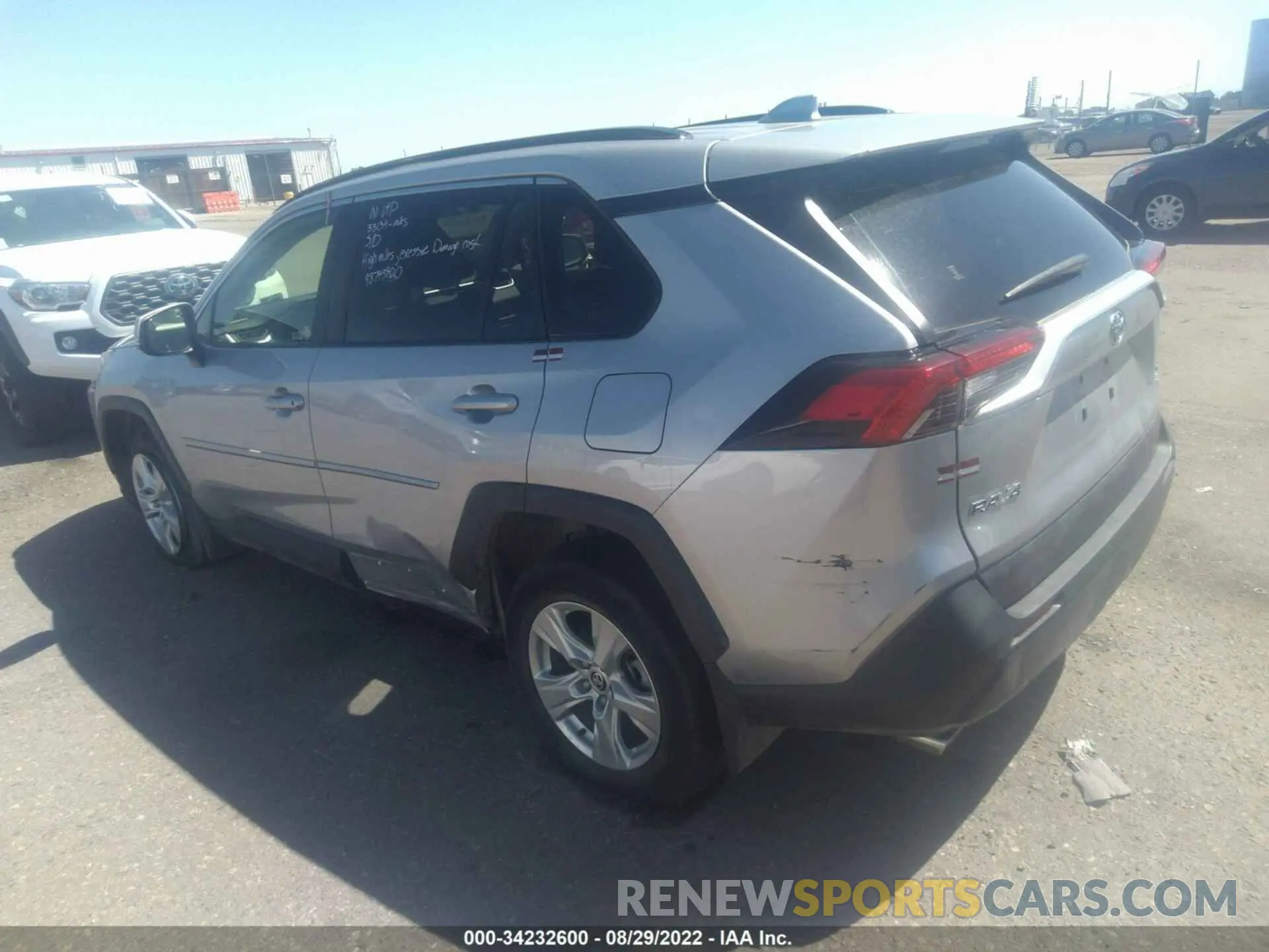 3 Photograph of a damaged car JTMP1RFV4LJ027249 TOYOTA RAV4 2020