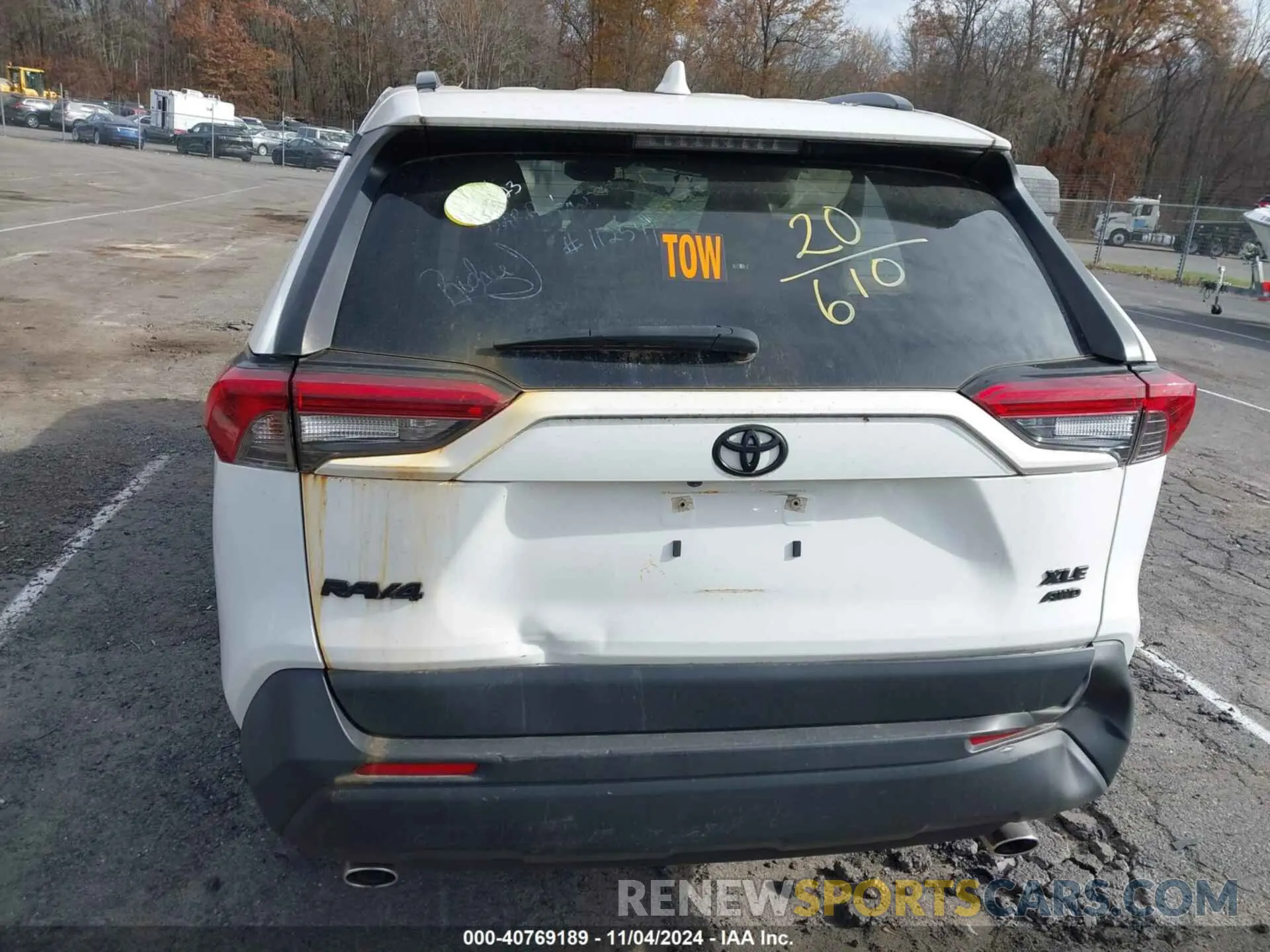 15 Photograph of a damaged car JTMP1RFV5LD053907 TOYOTA RAV4 2020