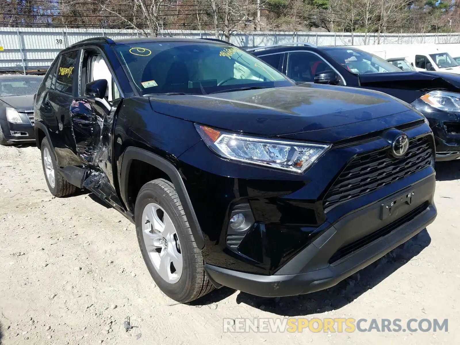 1 Photograph of a damaged car JTMP1RFV6LD525208 TOYOTA RAV4 2020