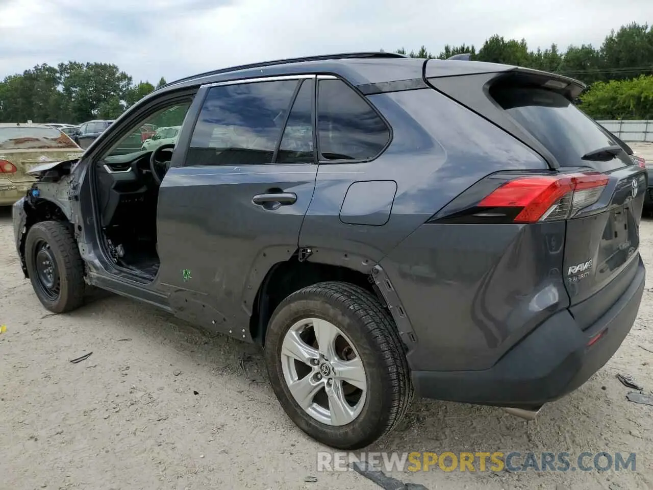 2 Photograph of a damaged car JTMP1RFV7LD053486 TOYOTA RAV4 2020