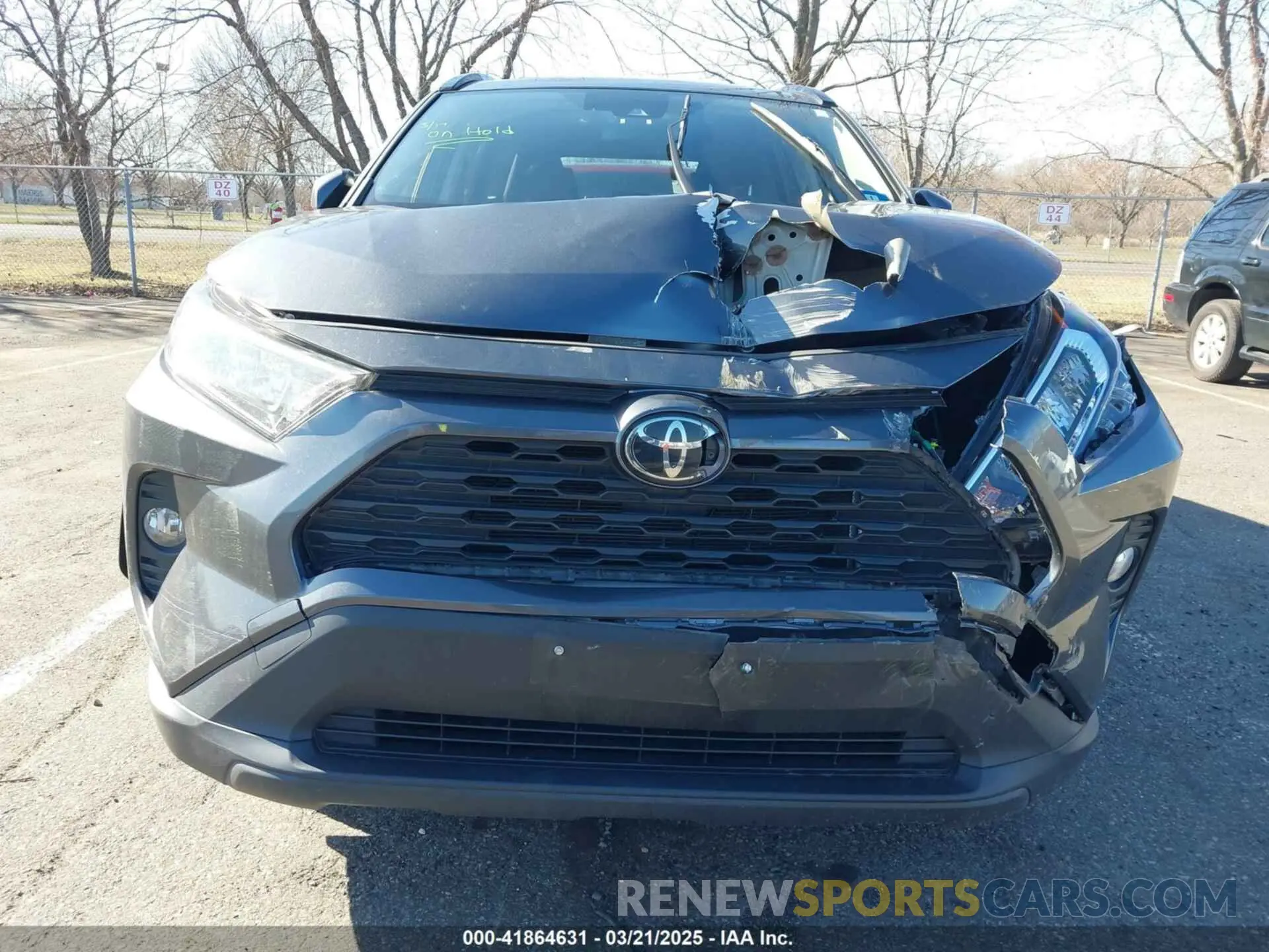 12 Photograph of a damaged car JTMP1RFV7LD526870 TOYOTA RAV4 2020